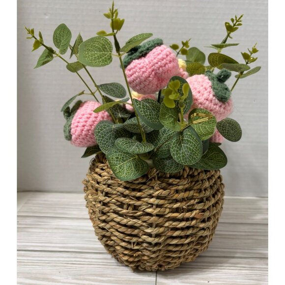 Valentine Crochet Flowers & Pink Fruit Wicker Basket “I Love You” Handmade - Picture 4 of 4
